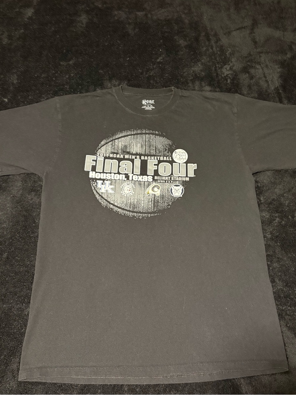 2011 NCAA Final Four x Gear for Sports wildcats huskies rams bulldogs tee XL VGC